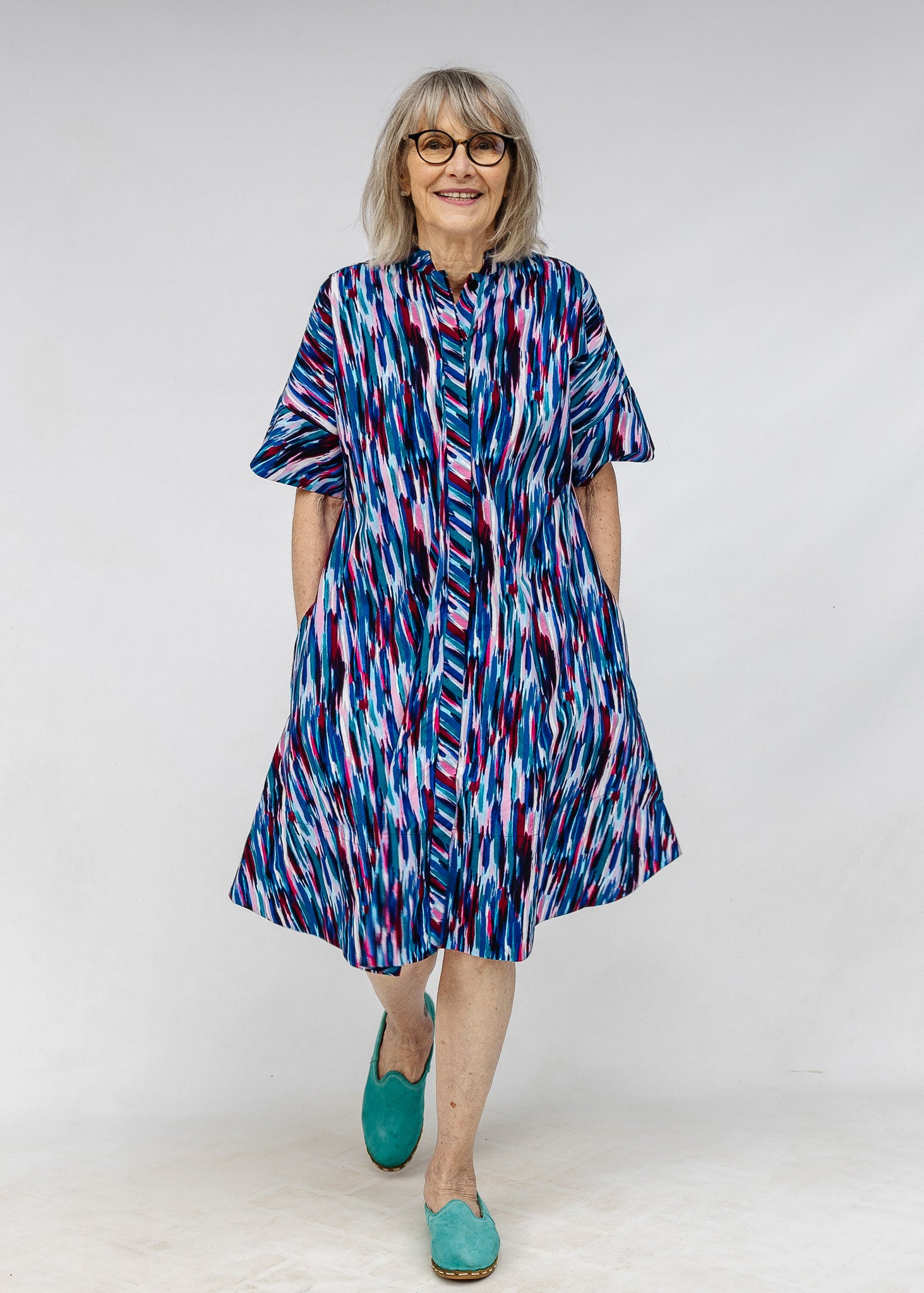 Opalescent Short Sleeved Dress – Zuri