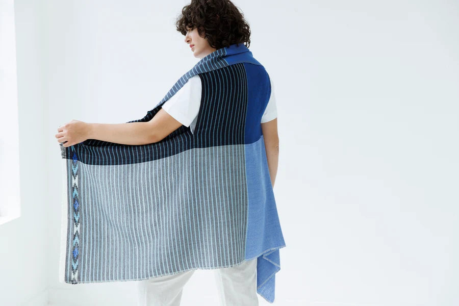 Julahas Light Wool Fusion Blue Cape