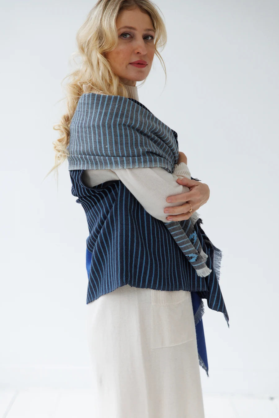 Julahas Light Wool Fusion Blue Cape