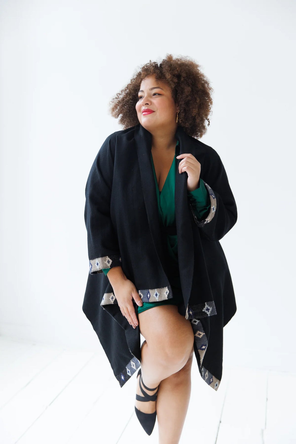 Julahas Wool Cape Coat Cocoon Black