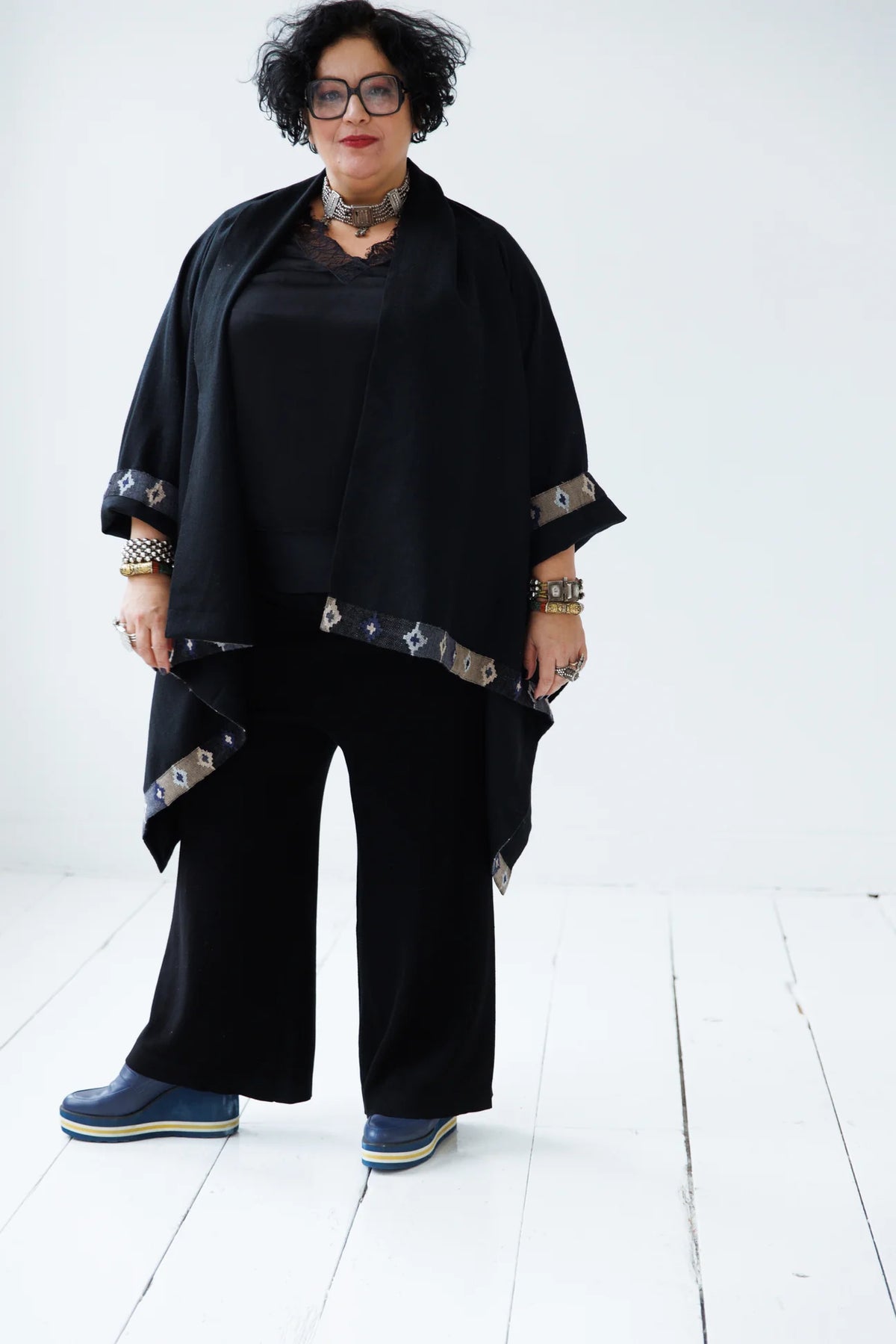 Julahas Wool Cape Coat Cocoon Black