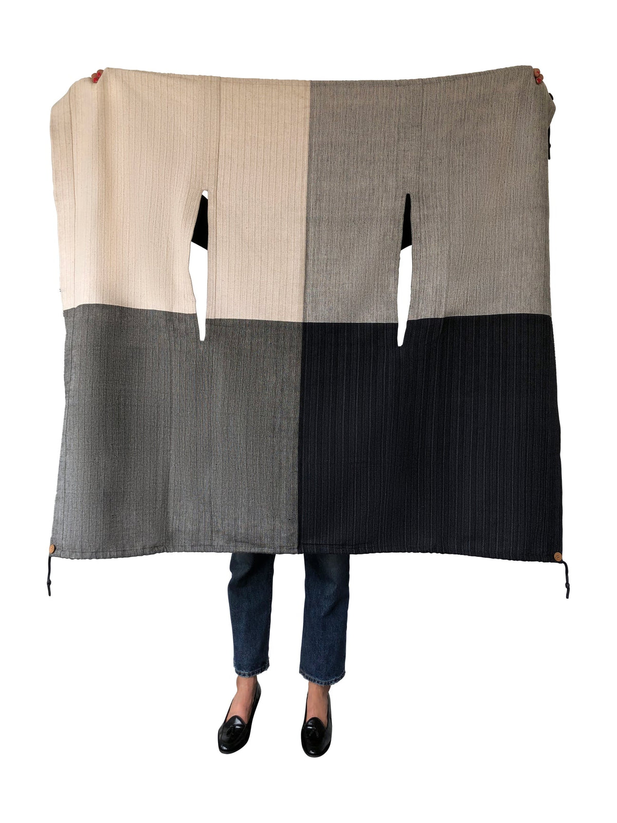Julahas Cotton Cape Equal Graphic