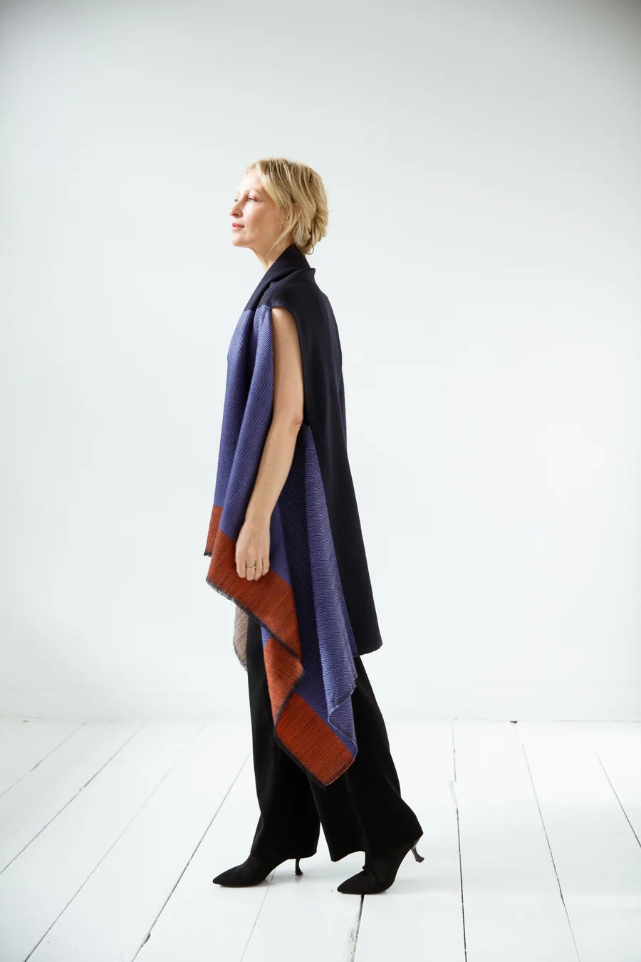 Julahas Daria Hudson Cape