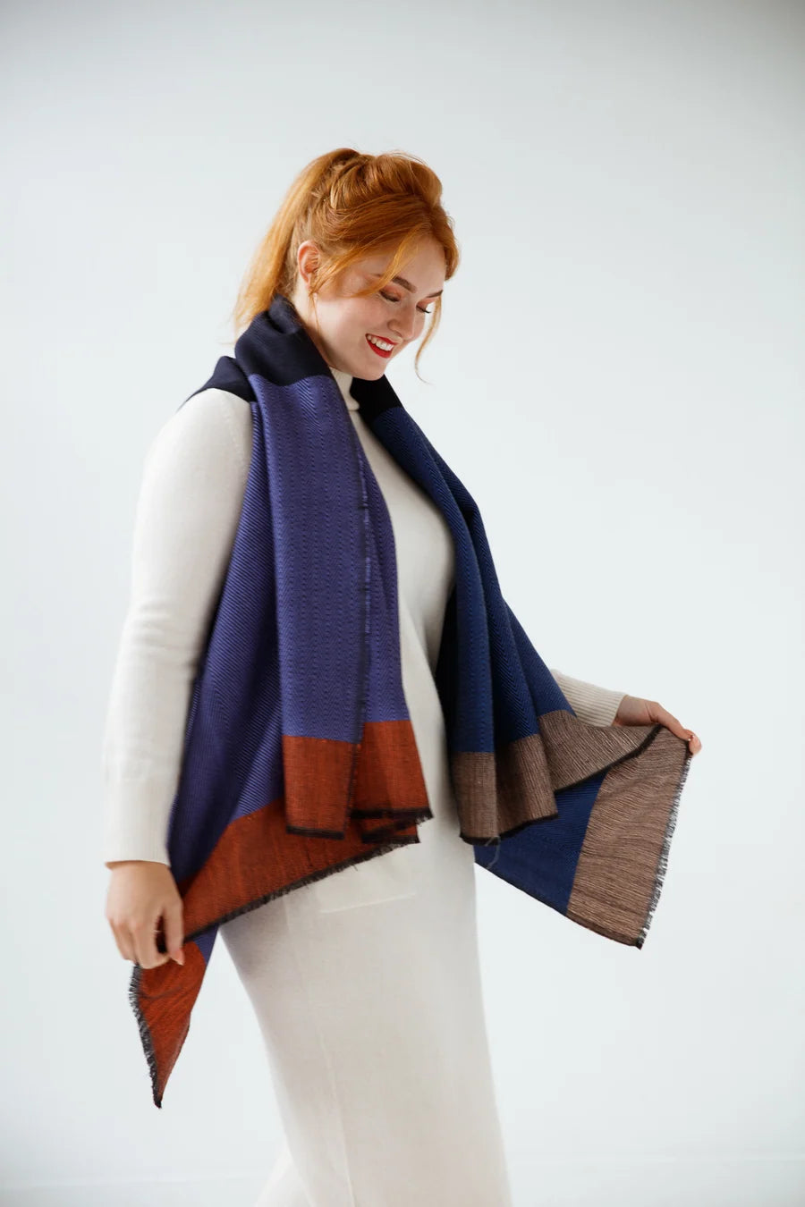 Julahas Daria Hudson Cape