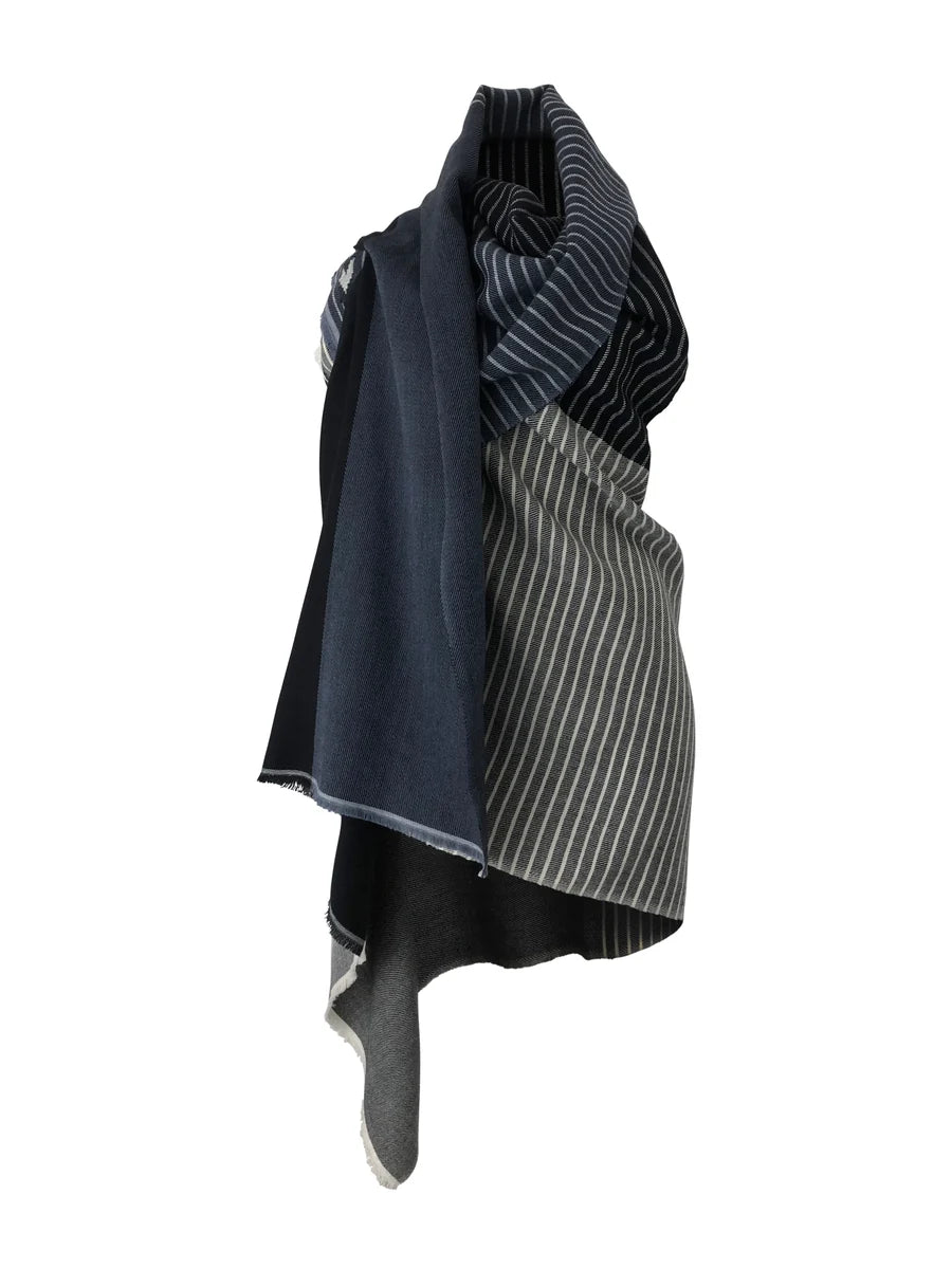 Julahas Light wool Cape Fusion Graphic - Plus