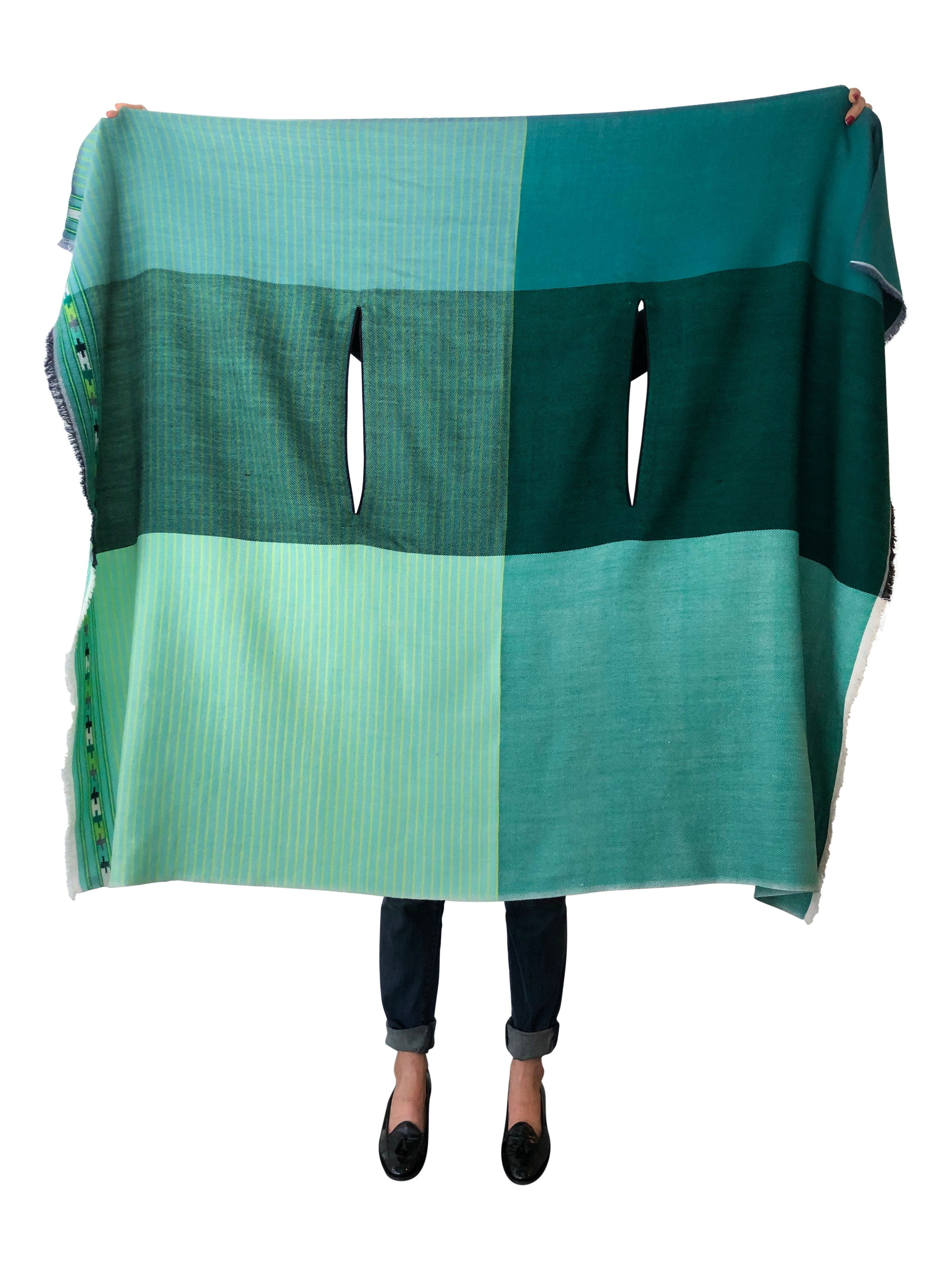 Julahas Green Fusion Cape – Zuri