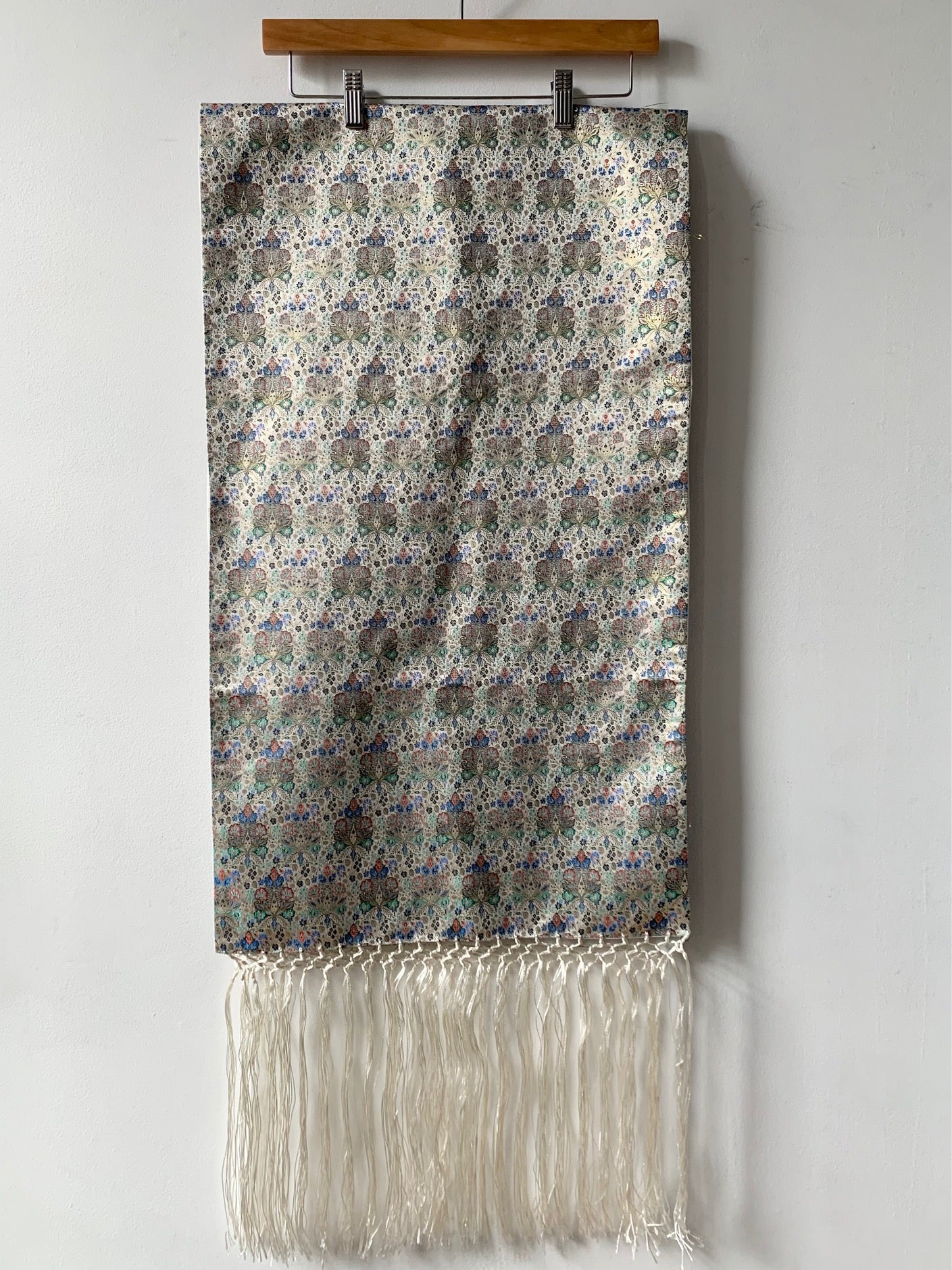Silk Brocade Scarves – Zuri