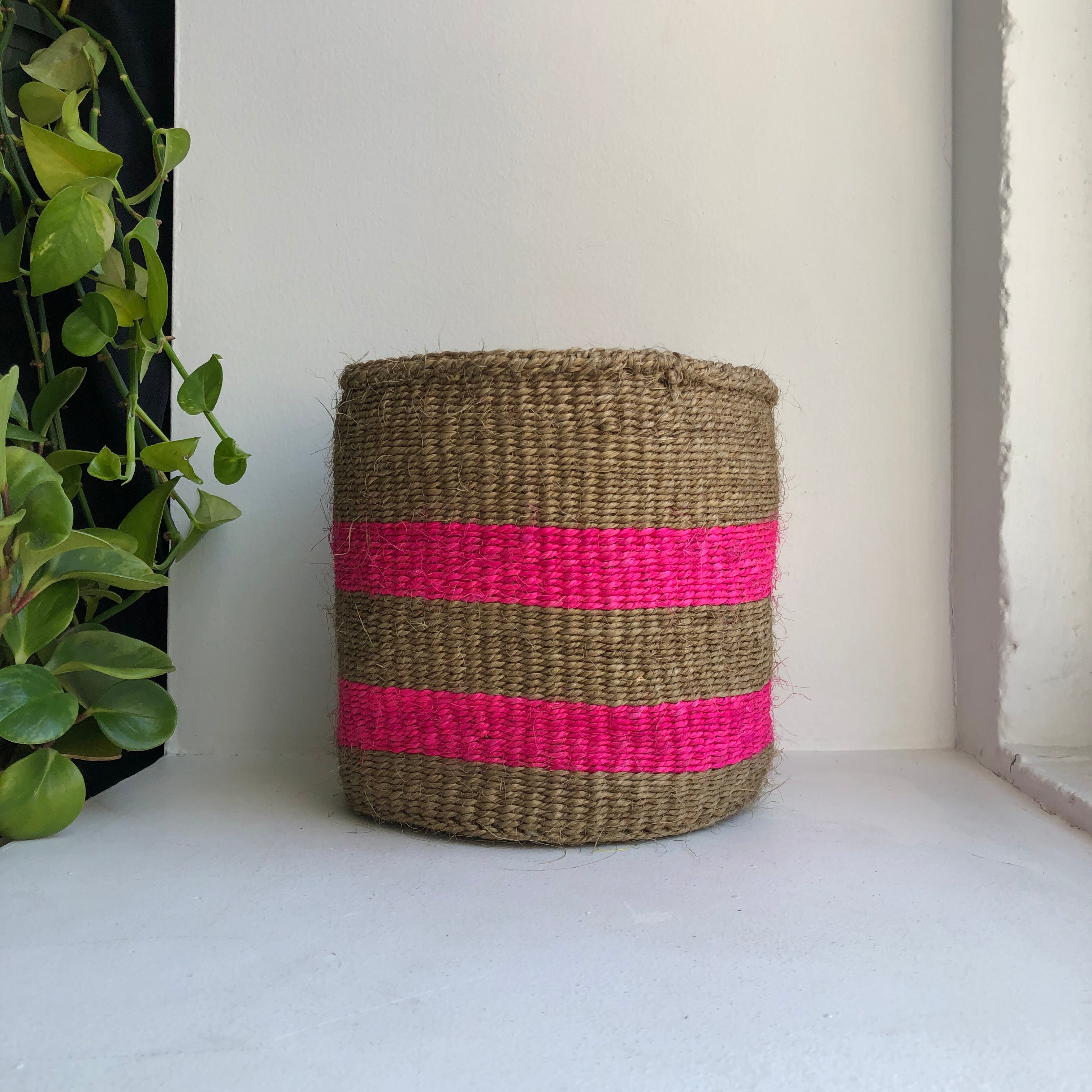 8" sisal basket with pink stripes