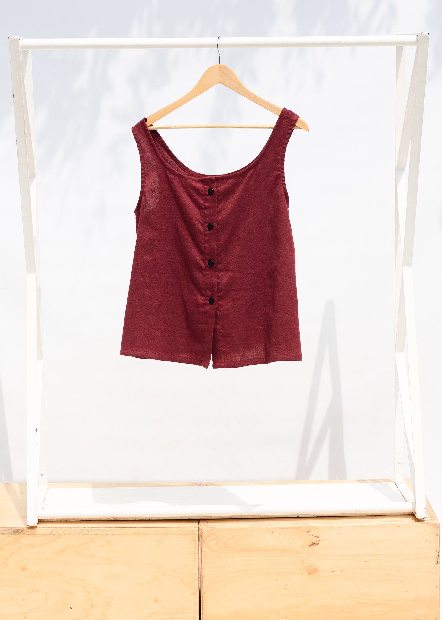 Burgundy Reversible Scoop Tank