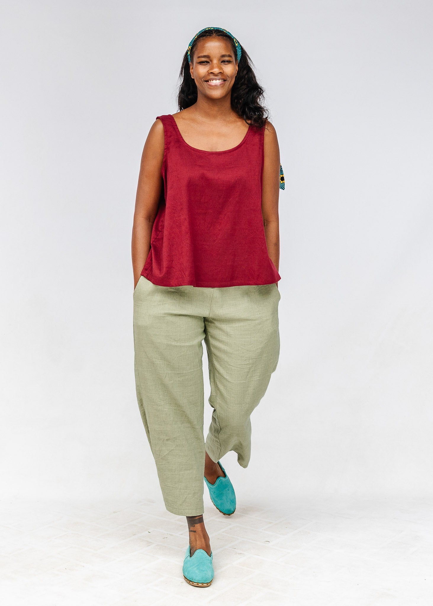 SLEEVELESS SHIRT (NEW) – Zuri