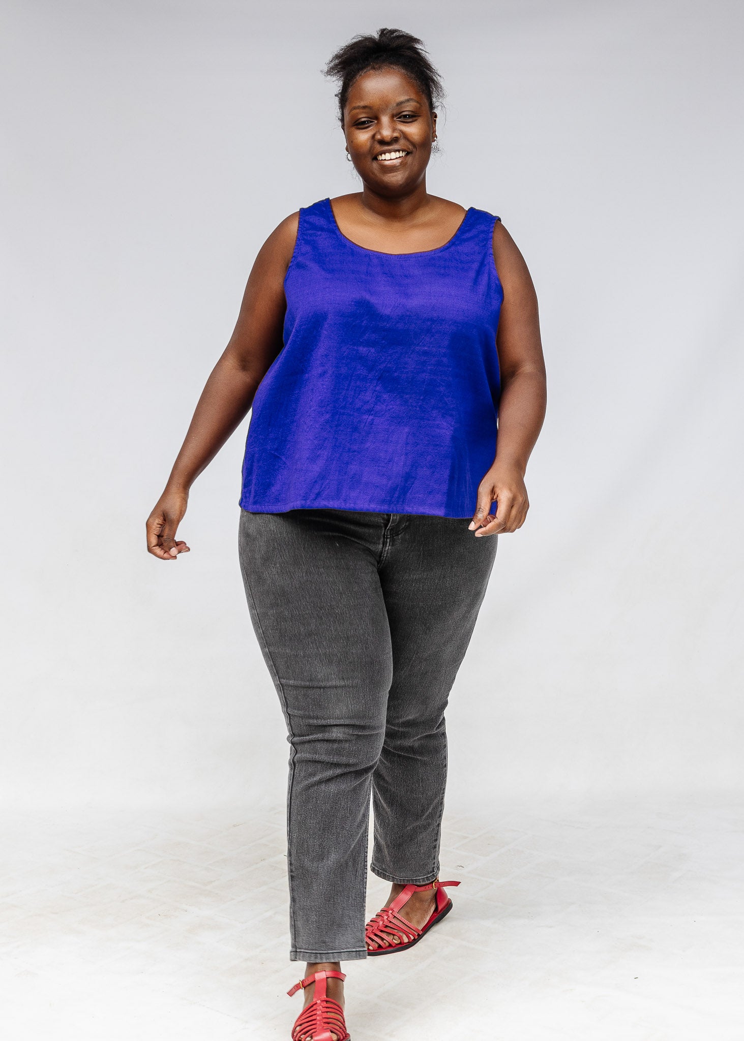 Sapphire Reversible Scoop Tank