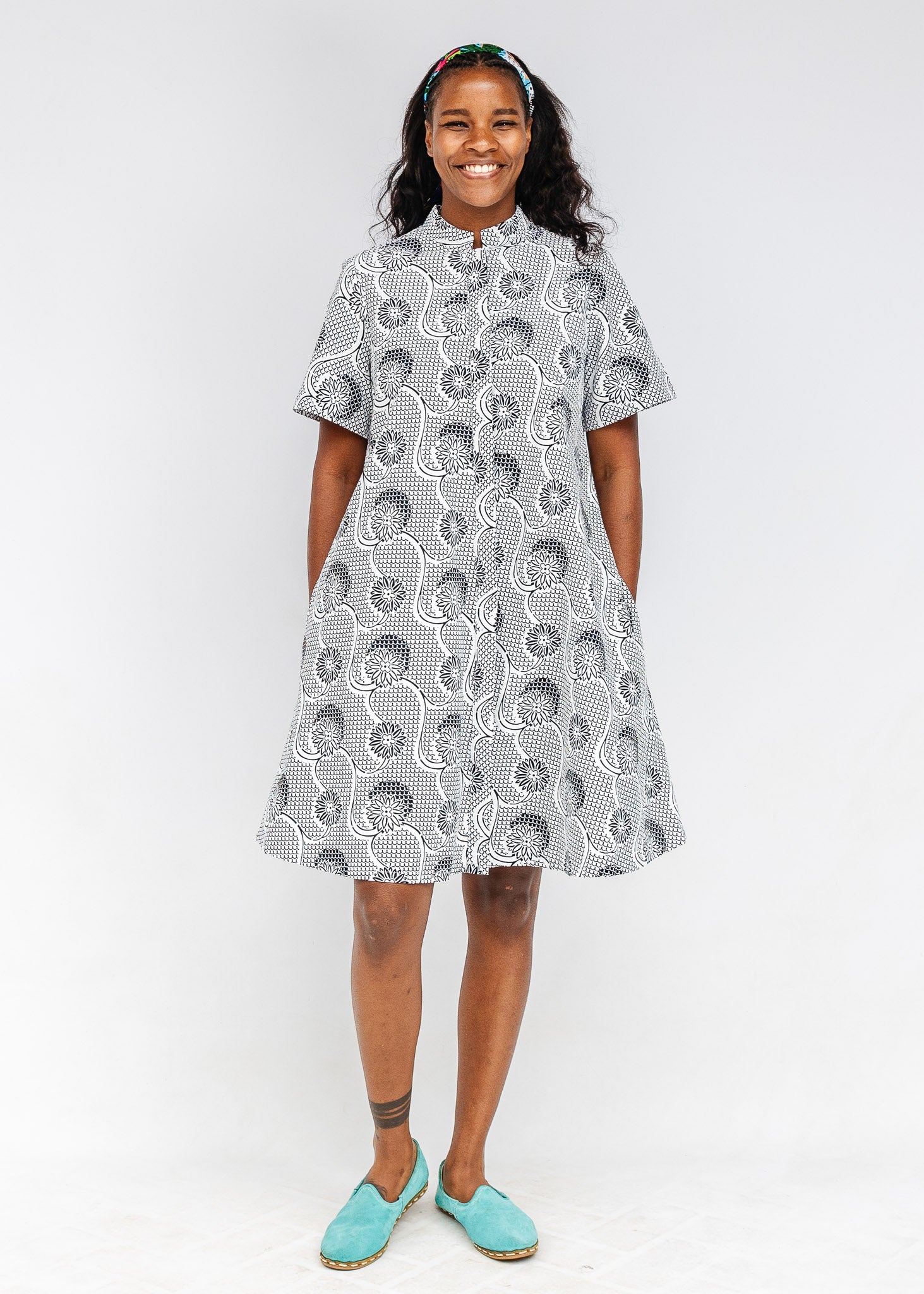 et.UNiVER Manywayfrilldress グレー S-short Intermezzo Fitted Short Sleeved Dress – Zuri