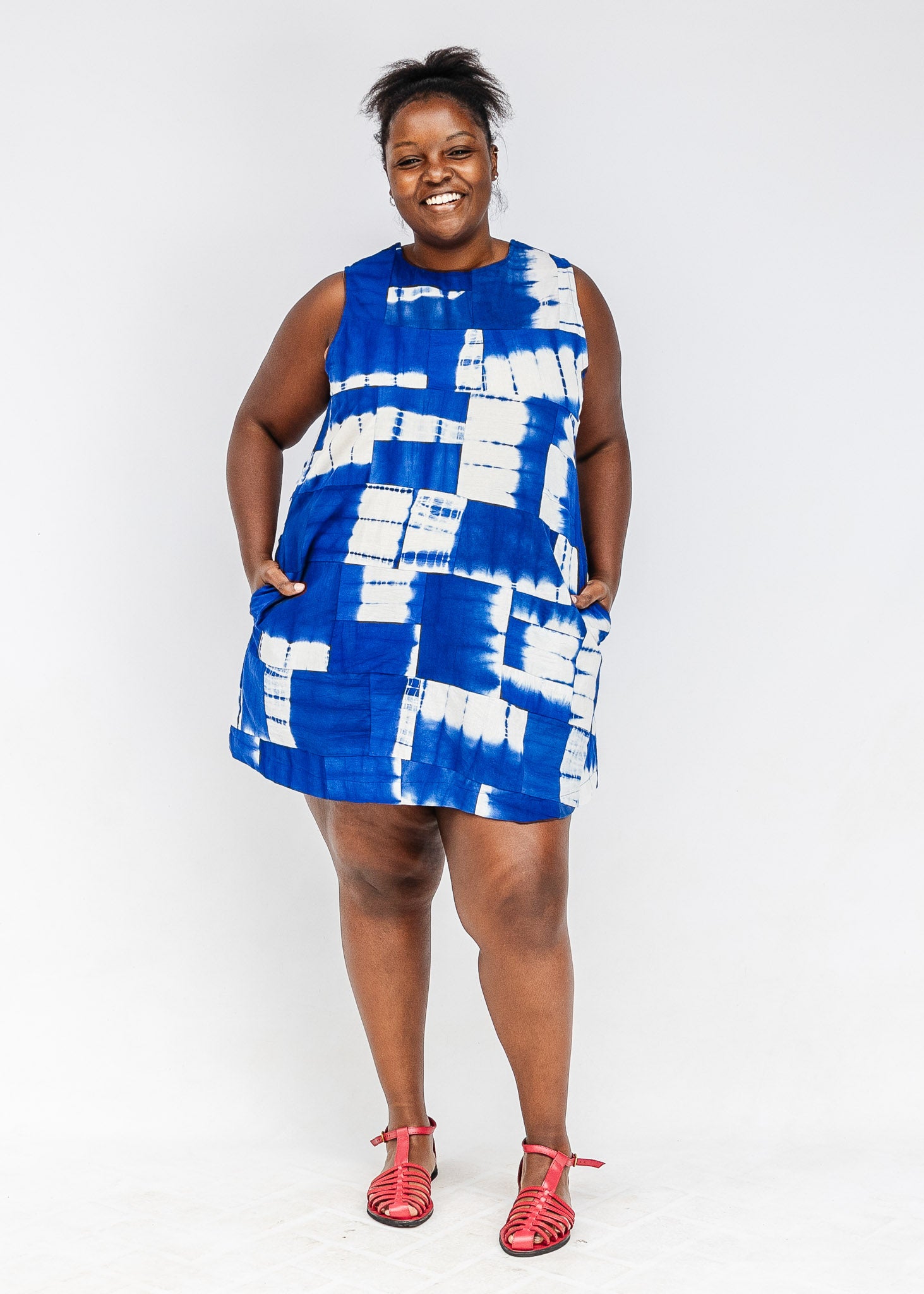 ワンピース DOUBLE SATIN SQUARED HEM DRESS Do the Wave Reversible Patchwork Shift Dress – Zuri