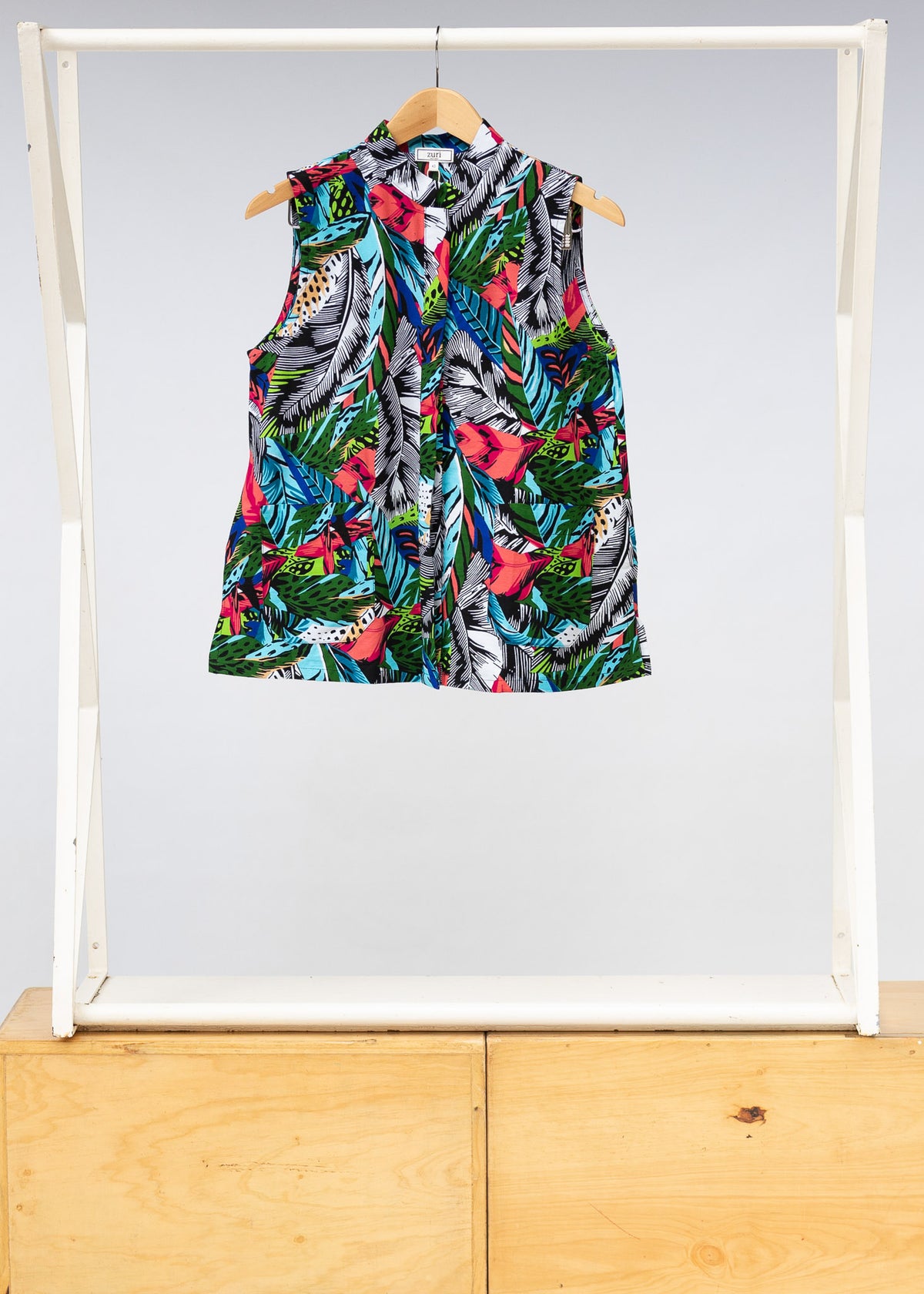 Merengue Sleeveless Shirt