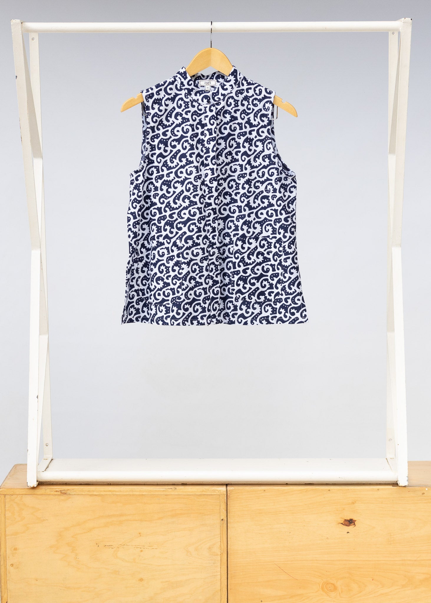 Starboard Sleeveless Shirt