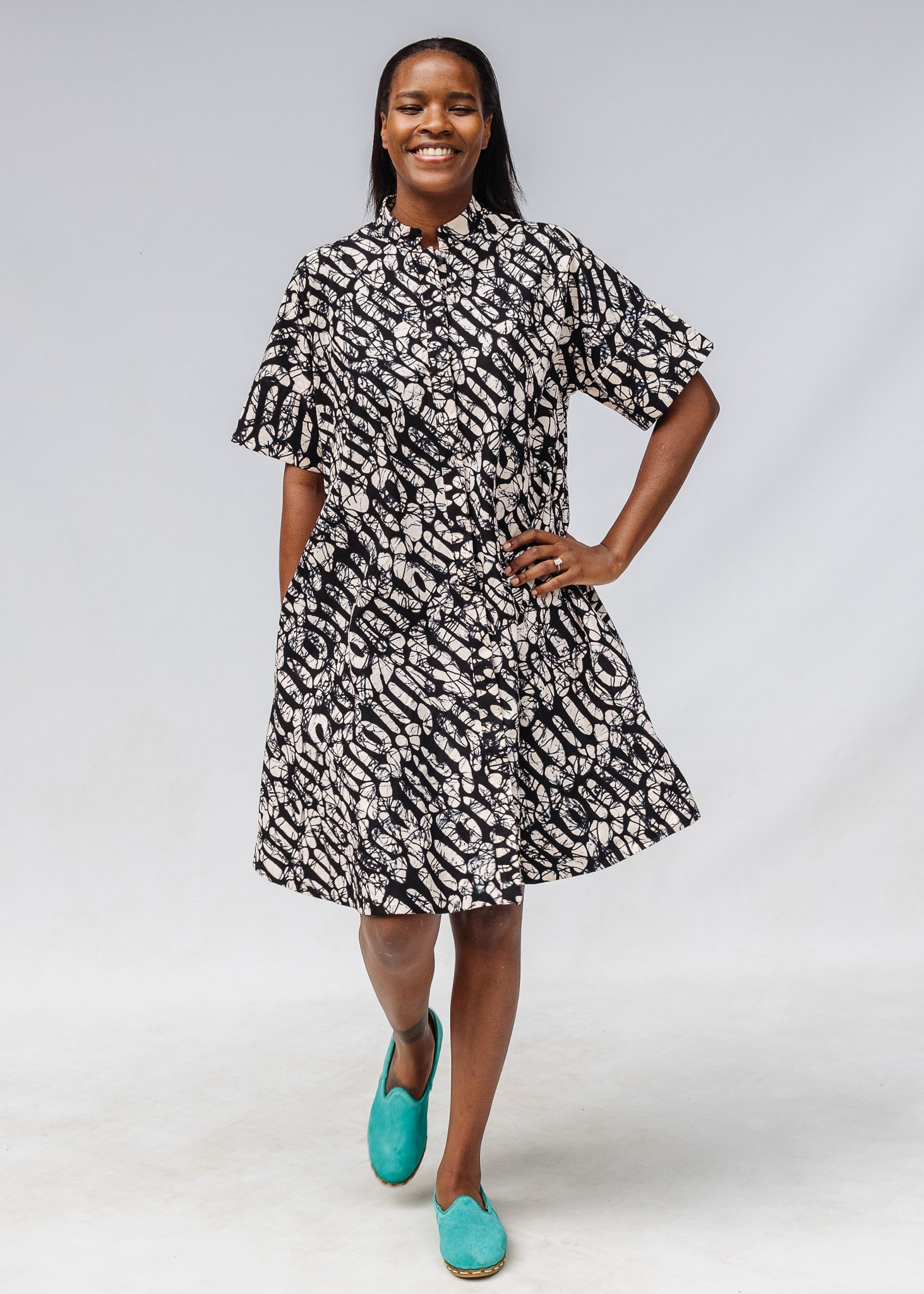 Monochrome Short Sleeved Dress – Zuri