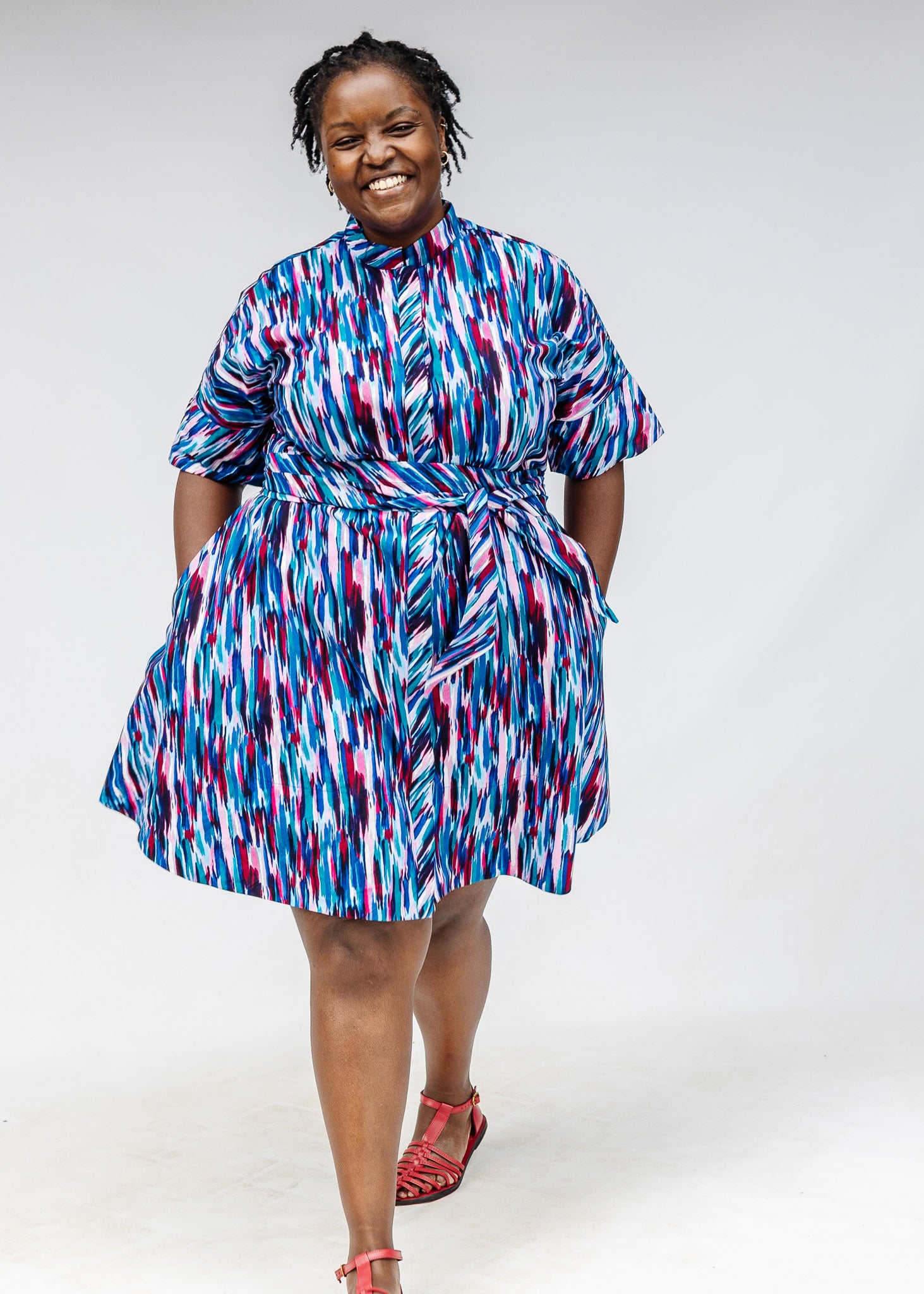 Opalescent Short Sleeved Dress – Zuri