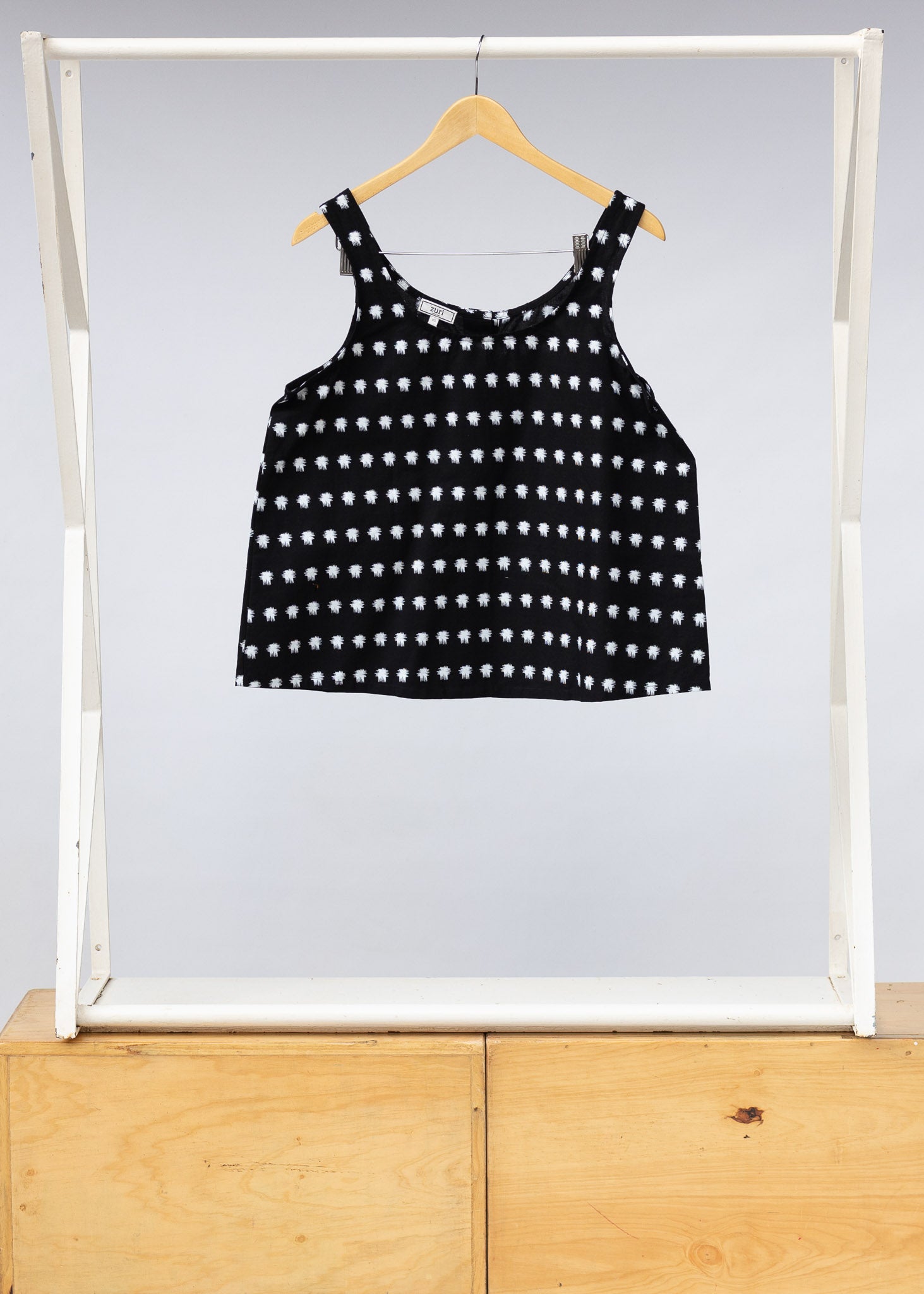 Stitch in Time Reversible Scoop Tank