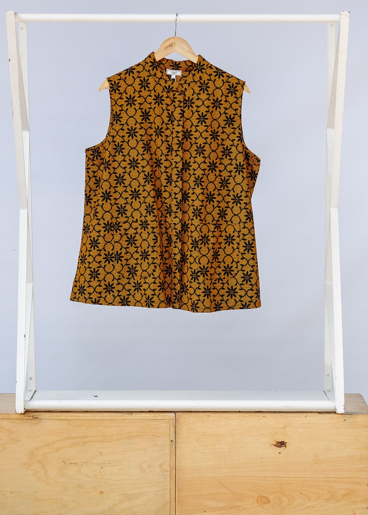 Chantilly Sleeveless Shirt