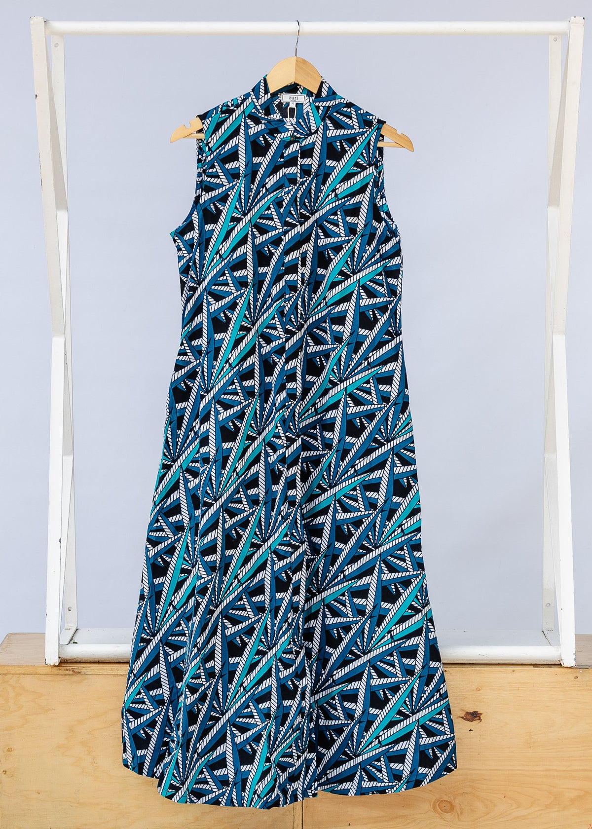 Point of View Maxi