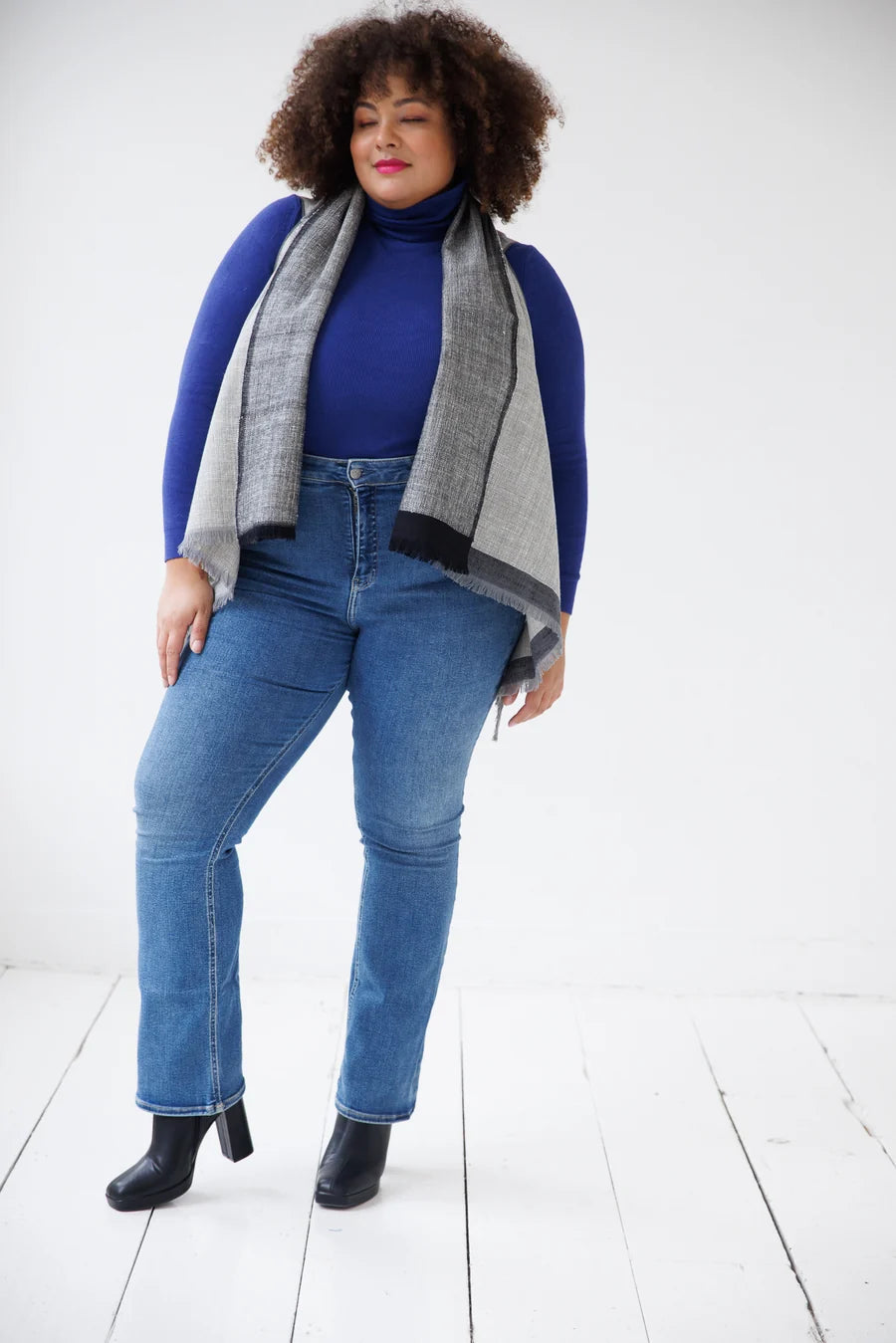 Julahas Wool Silk Cape Forest Kanha