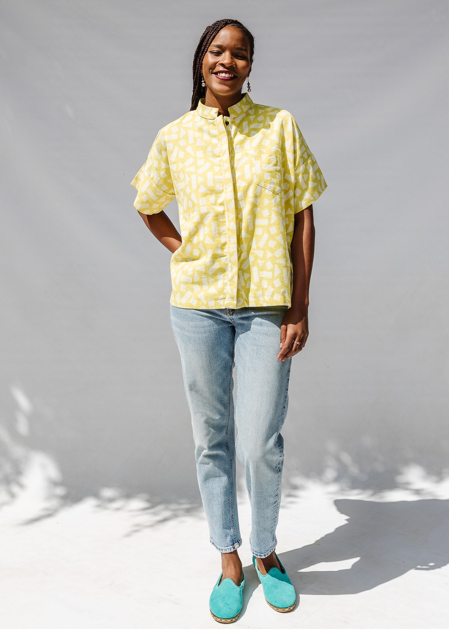 シャツ Apartment Three - Oversized Shirt yellow Aloe There Short Sleeved Shirt – Zuri