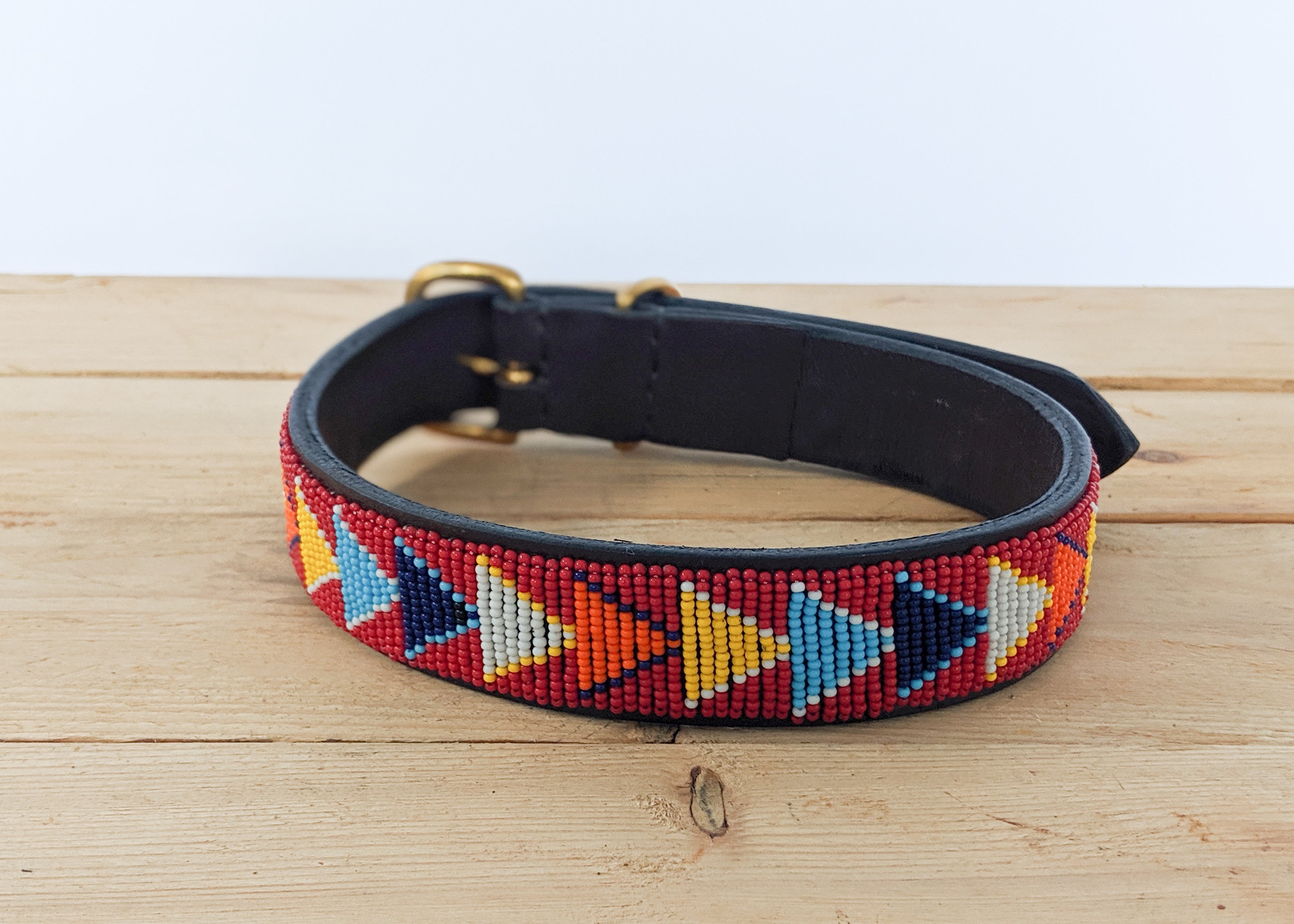 Red arrow Masai beaded dog collar
