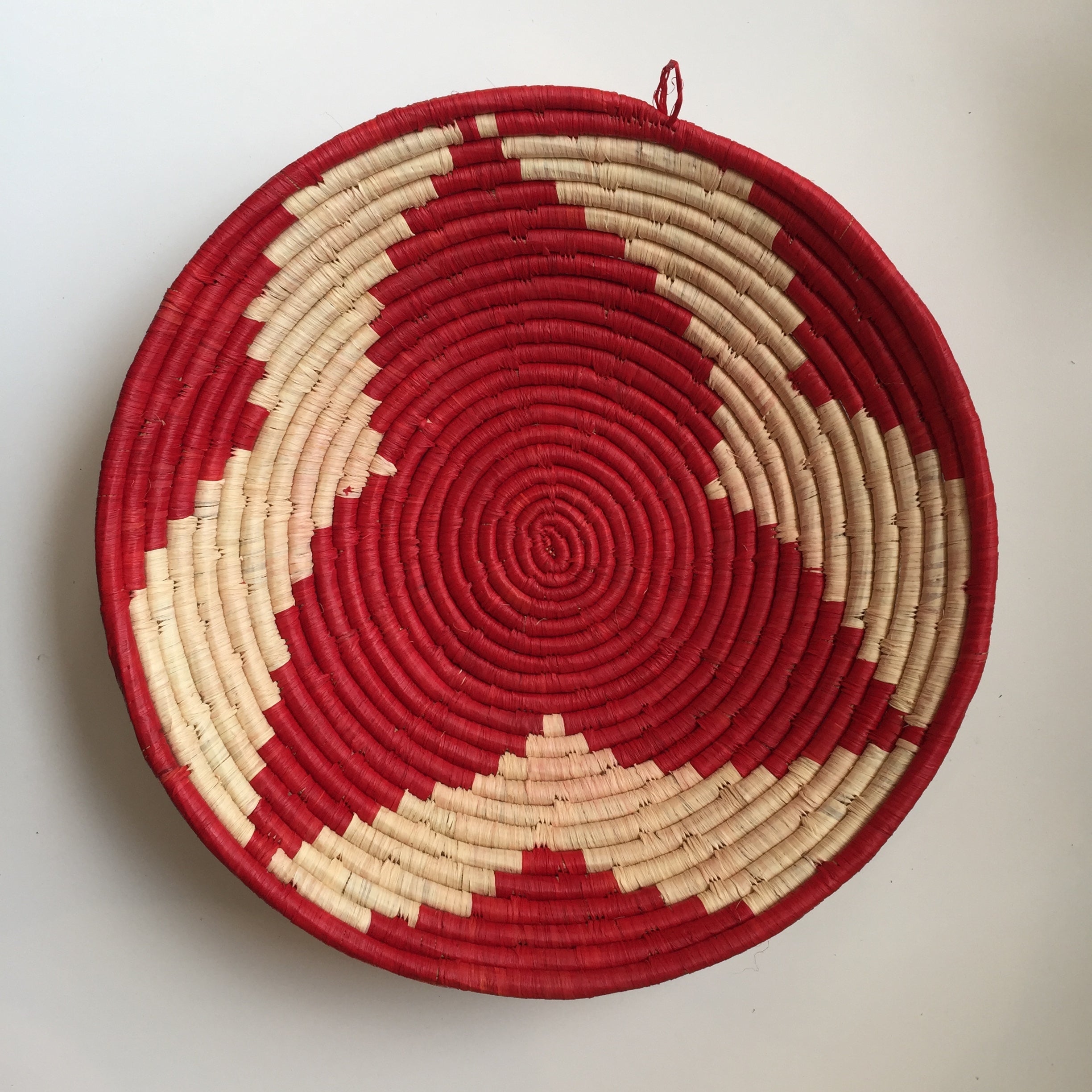 Red flower design woven bowl